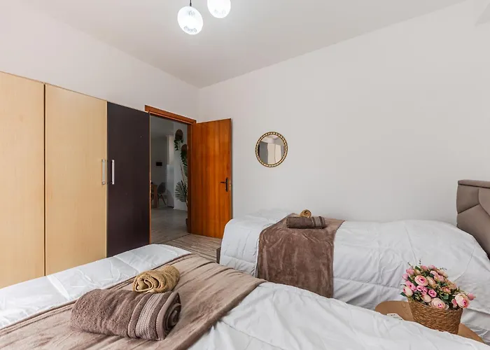 Ef Sunshine 3 Bedrooms Full Sea View * Durrës